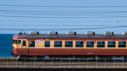 水平線をなぞって